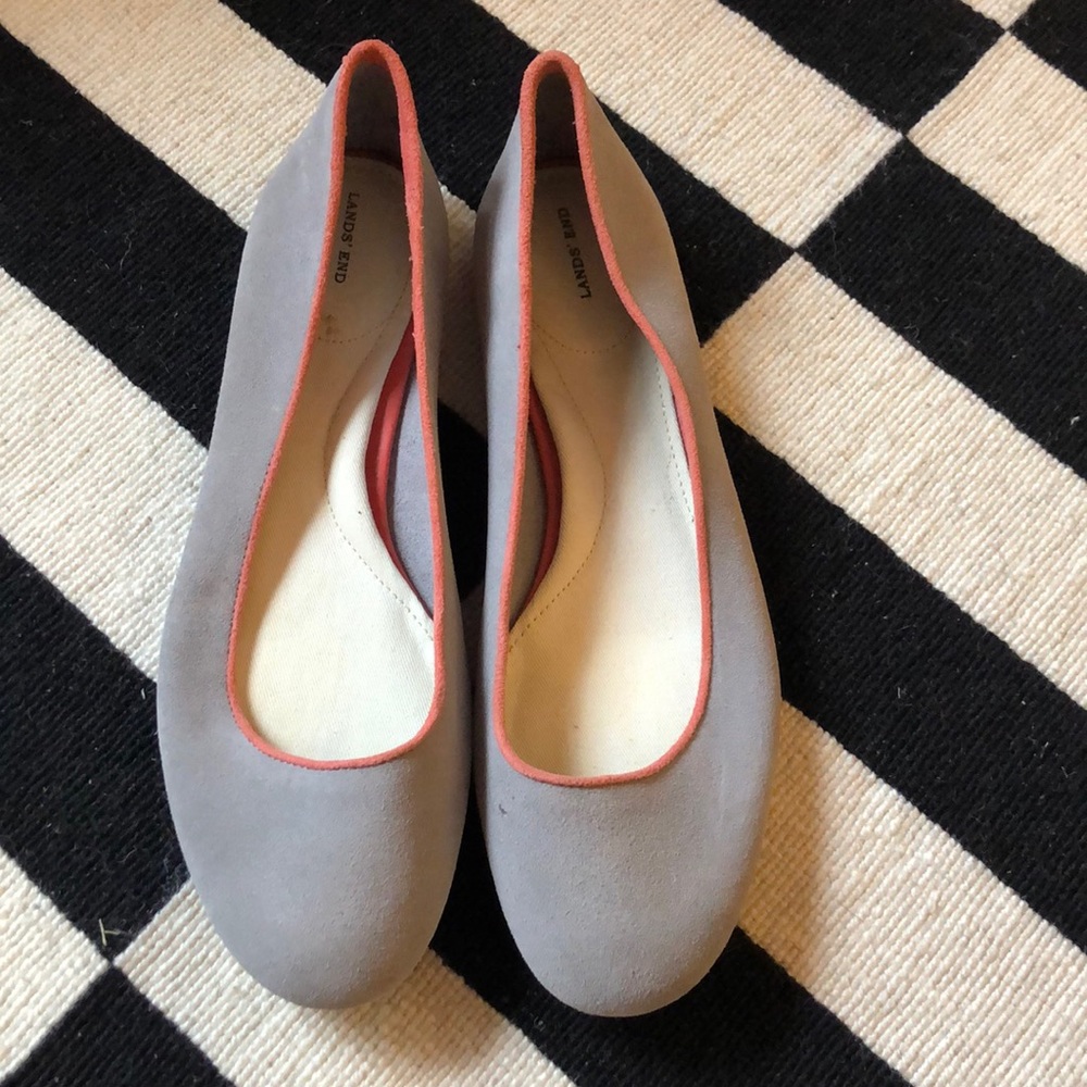 Lands End Suede light gray flats